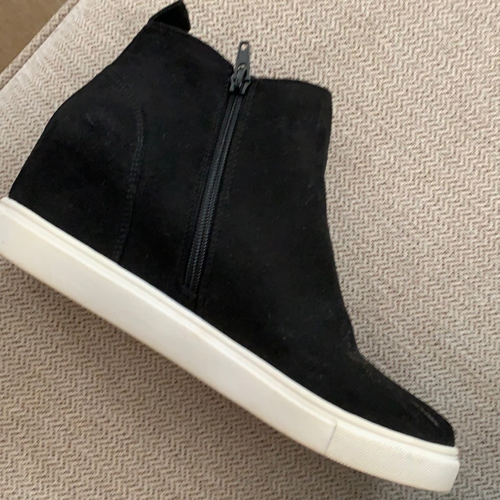 Madden girl wedge sneakers